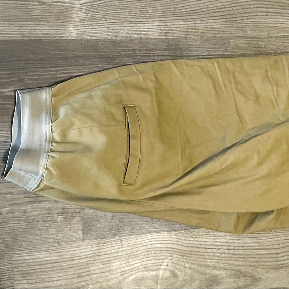 Fear of God Essentials elastic waist khakis